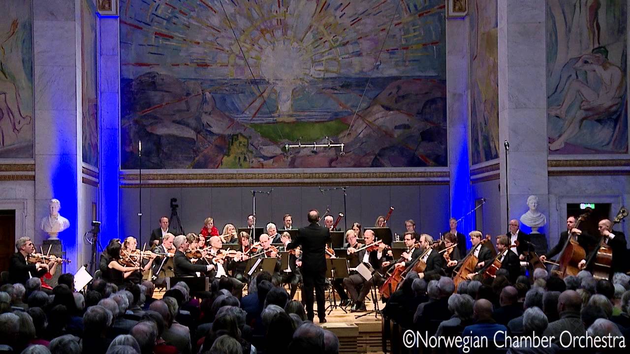 Sergei Prokofiev: Symphony No. 1 in D major, 3. Gavotta: Non troppo allegro