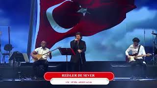 Ahmet Şafak - Reisler de Sever (Canlı Performans) Resimi