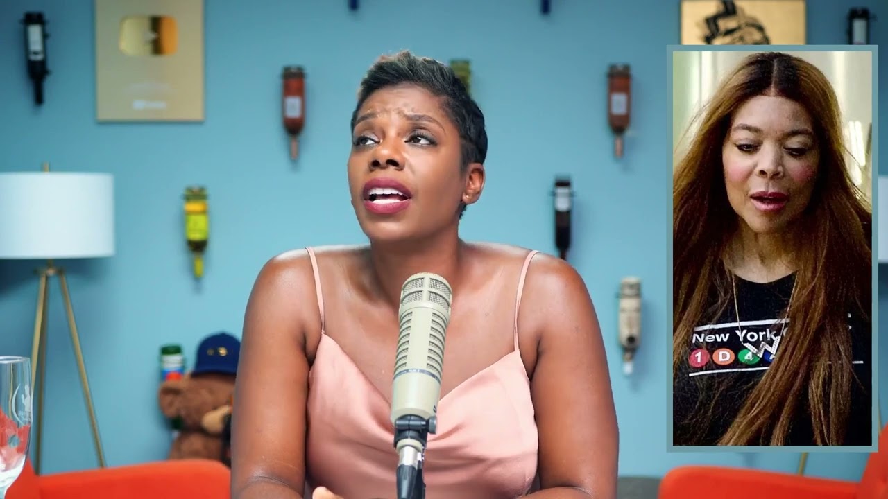 Wendy Williams looks really bad while making a Late Night 