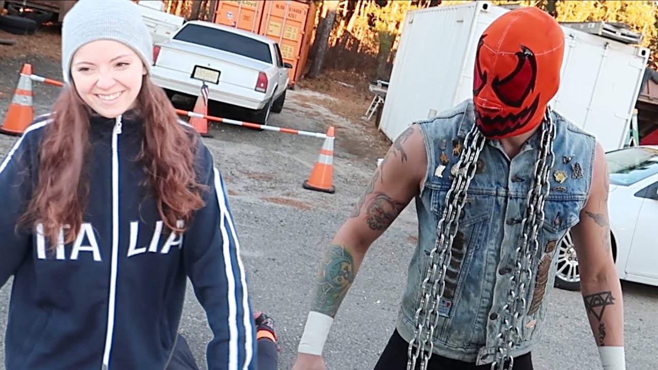 Супергеройский YouTube-канал заслуживает дебюта к Рождеству