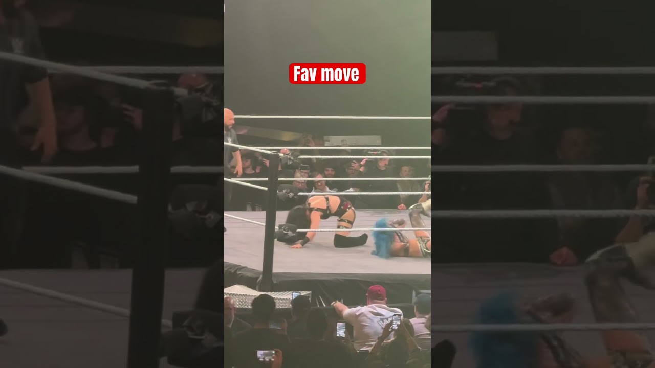 Stephanie Vaquer’s move WWE NXT ROADBLOCK 2025