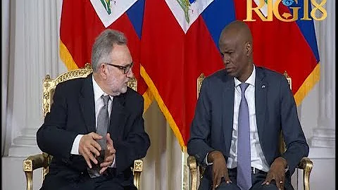 Le Prsident Jovenel Mose reoit les lettres de cran...