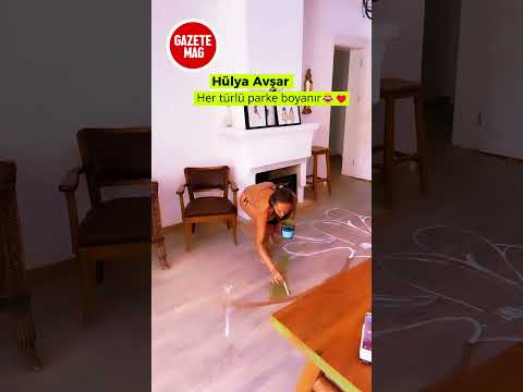 Hülya Avşar böyle parke boyadı #hülyaavşar #magazin #gazetemag #parke #boya #mayo #bikini #ev #home