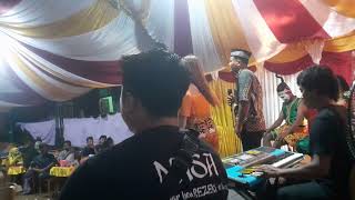 bahtera cinta. pak lurah yang bermasyarakat ikut rewang dan berhibur bersama CAKRAWALA audio desa 4