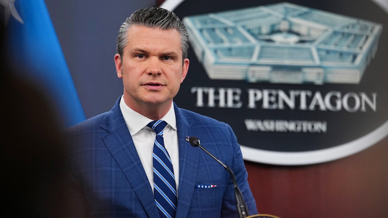 LIVE: Hegseth holds an Iran briefing | NBC News