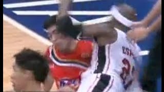 Cliff Hodge Sinapak Ni Gabby Espinas Inside Game Of Alaska Vs Meralco