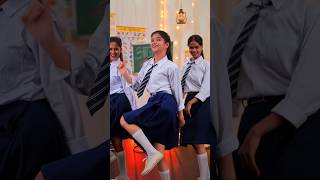 Dhake Kamariya Raja Ji