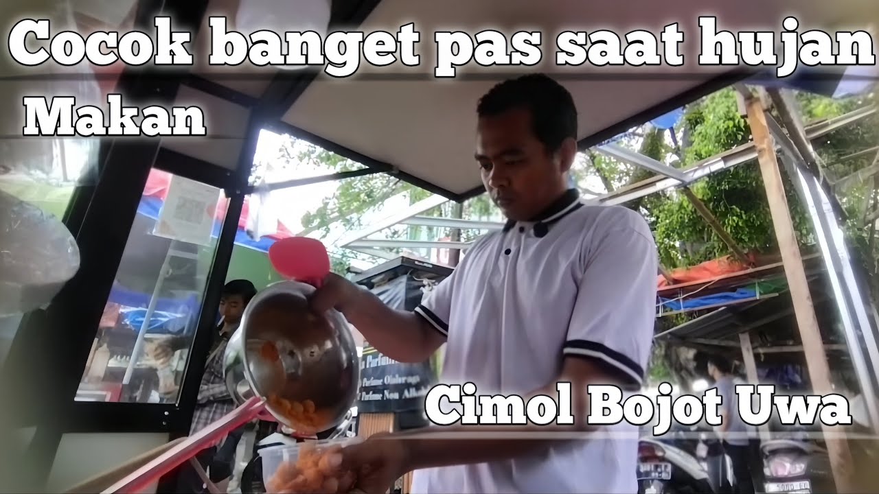 Cocok banget pas saat hujan makan cimol bojot uwa!! Buruan merapat ke outlet terdekat..