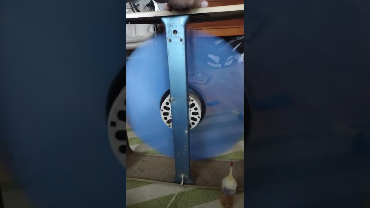 Roto Aire Box fan with Blue Blade                   Rare Prototype??