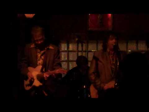 Little Old Wine Drinker Me - Mike Stinson @ Cinema...