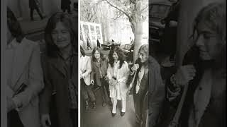 JIMMYs legs fell ASLEEP! #jimmypage #ledzeppelin #original #music #band #brunoduprat #ai #funny 