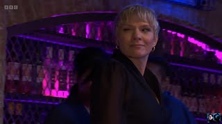 Eastenders - Nicola Spikes Ravis Drink