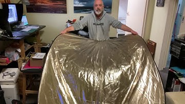 How to fold a giant 5-in-1 reflector in 5 seconds or less