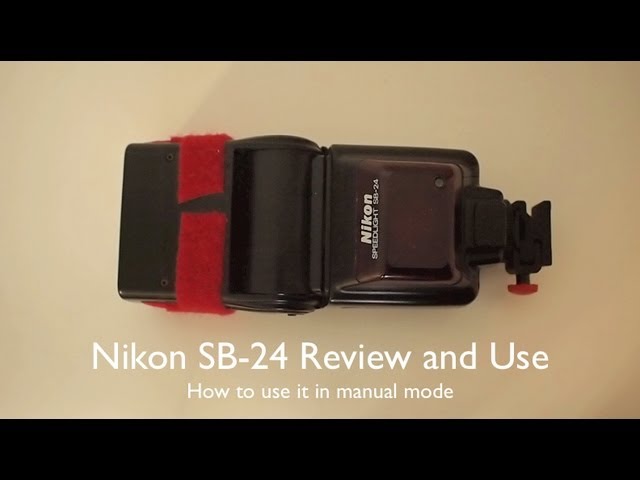 Nikon Flash AF Speedlight SB-24 avec mode d'emploi et étui