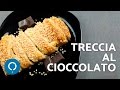 Treccia di pasta sfoglia e cioccolato