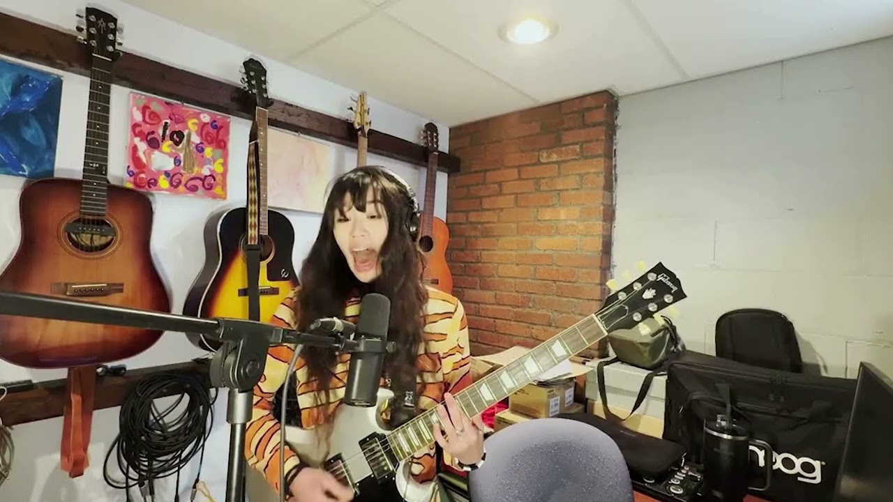 No Vocals or Drums – Trauma Olympics (Live Version) - James the Seventh (isolated)