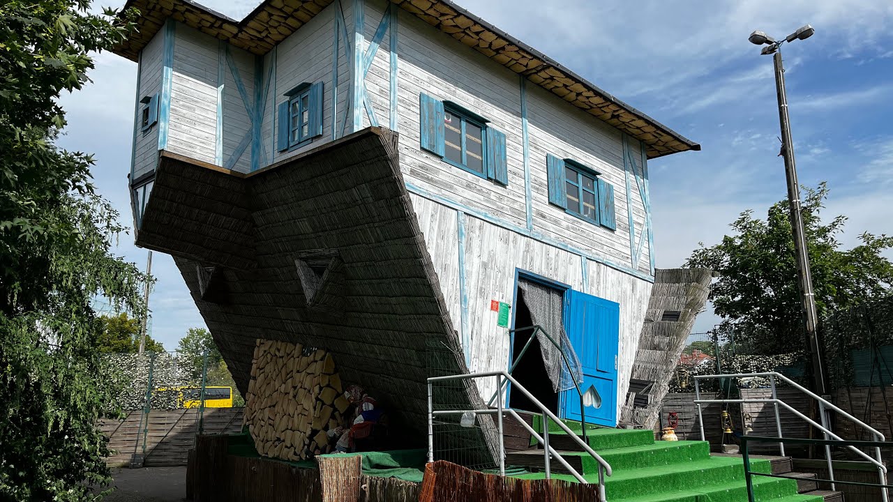 KO OBRZEG Dom Do G ry Nogami The Upside Down House LATO Ko obrzeg ko-obrzeg-dom-do-g-ry-nogami-the-upside-down-house-lato-ko-obrzeg