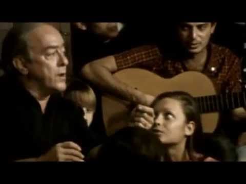 Vinicius de Moraes (Canal Oficial)_"Canto de Ossanha", no violão Baden Powell.