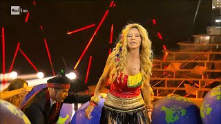 Valeria Marini - Shakira canta " Waka waka " - Tale e Quale Show 21/10/2022