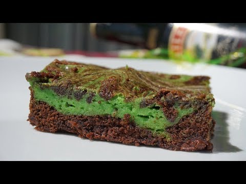 Easy Irish Cream Swirl Brownie Recipe| St. Patrick&rsquo;s Day Dessert