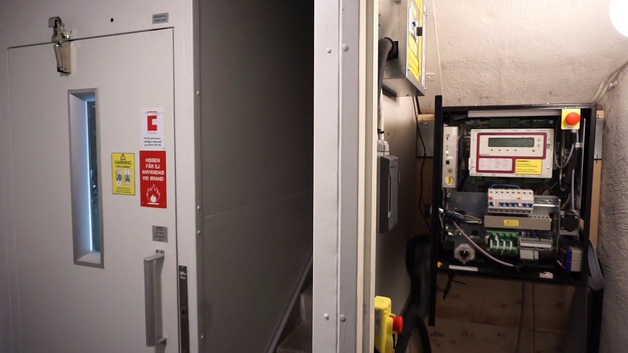 Machine Room Tour! 1989 Kalea (mod.) Roped Hydaulic Elevator @ Åsbäcksgatan 34C, Söderhamn, Sweden.