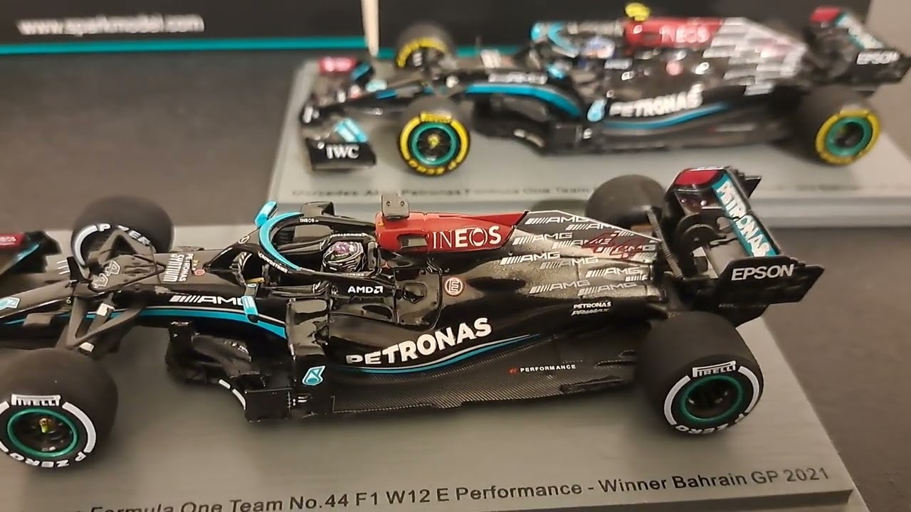 Spark: 1/43 scale review of 2021 Mercedes AMG W12E / Hamilton