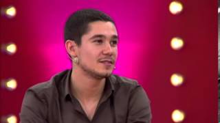 Erkek Yarışmacının Takıntıları Stüdyoyu Kahkahaya Boğacak