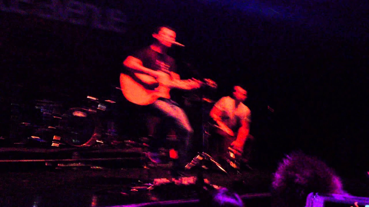 Boyce Avenue What Makes You Beautiful / Viva La Vida Live at HMV Ritz