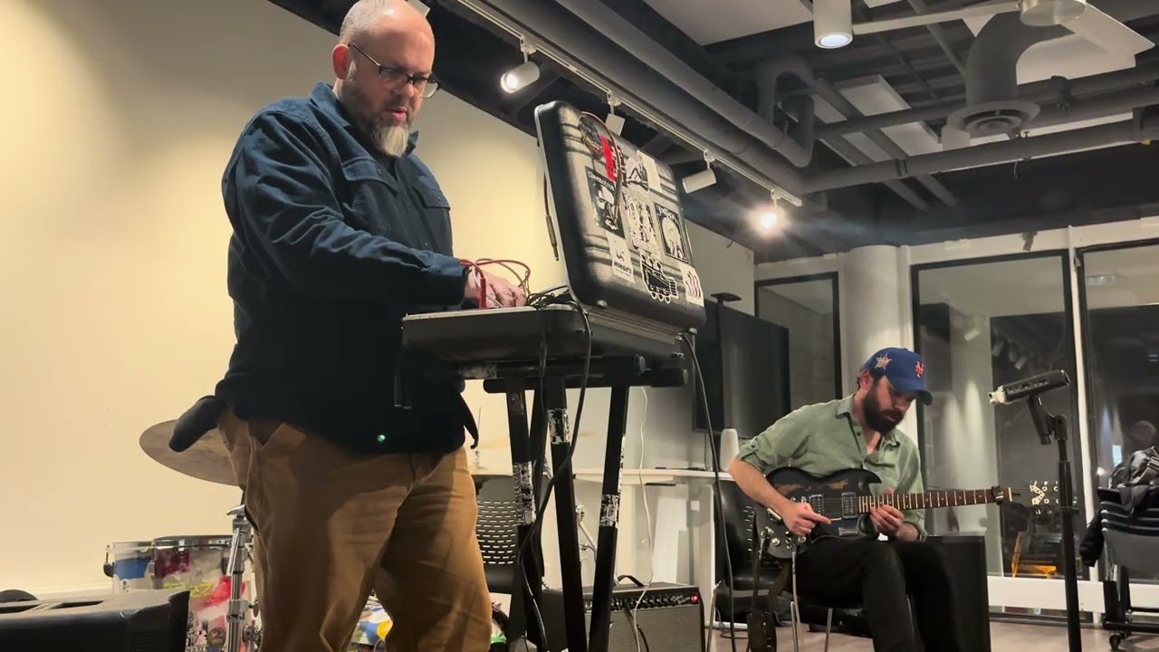 Belltonesuicide & Luke Rovinsky live @ The Sandbox, New Haven 2/13/26 