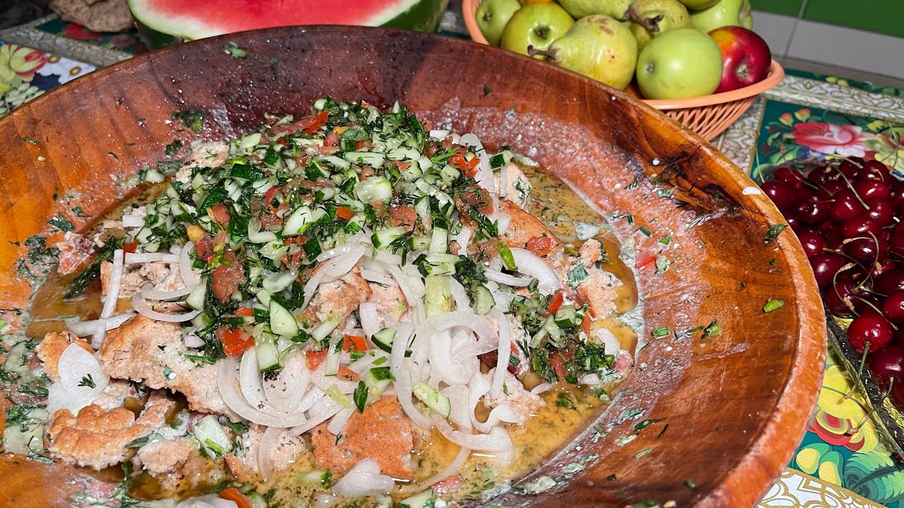 Таджикский курутоб. Таджикское блюдо курутоб. Шакароб курутоб. Национальное блюдо Таджикистана курутоб. Таджикская еда курутоб.