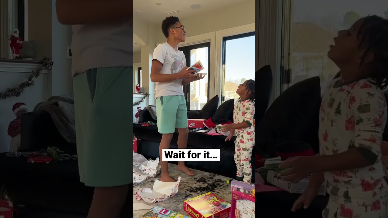 Ungrateful Christmas Reaction Christmasgifts Openinggifts Blackmomsbelike Middlechild