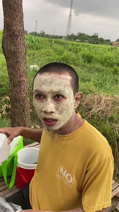 Jual nasi kuning