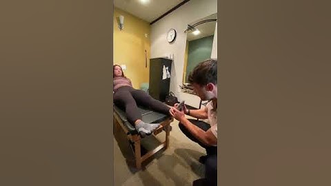 Chiropractic Adjustment on Your Foot