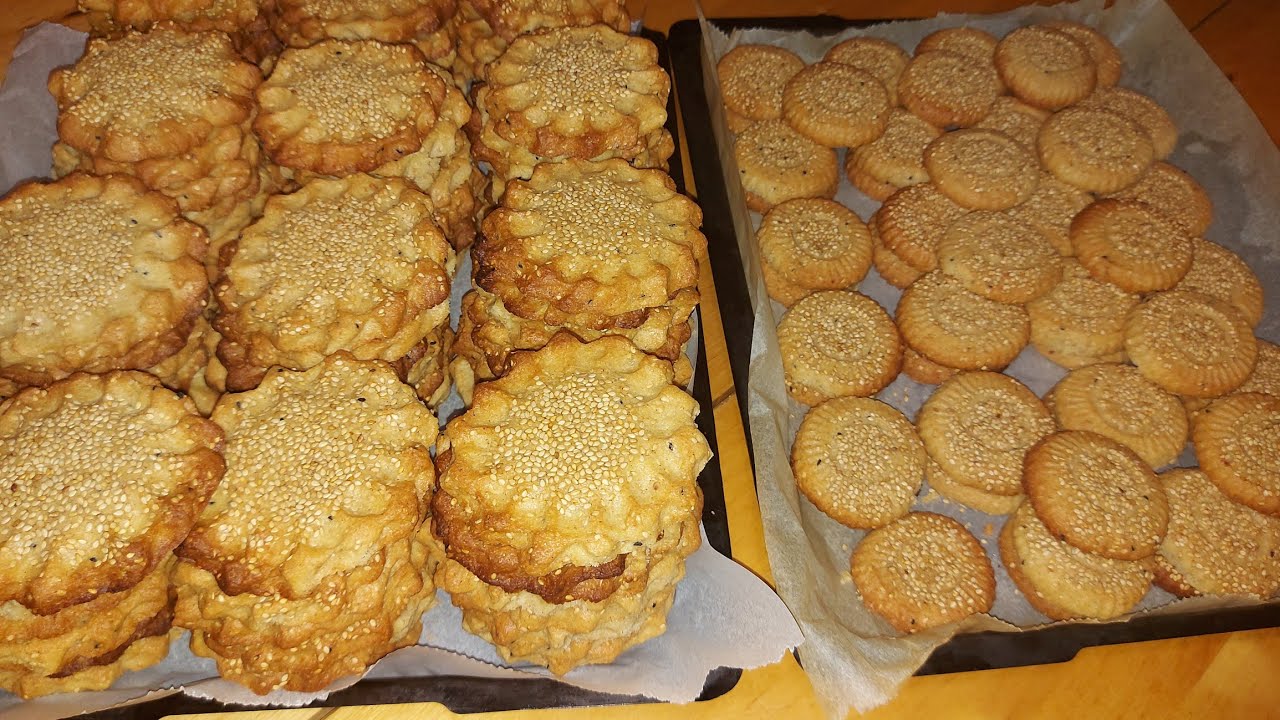 احلى طريقة عمل كعك العيد او كومبا☕😋🤤👍💚❤💛