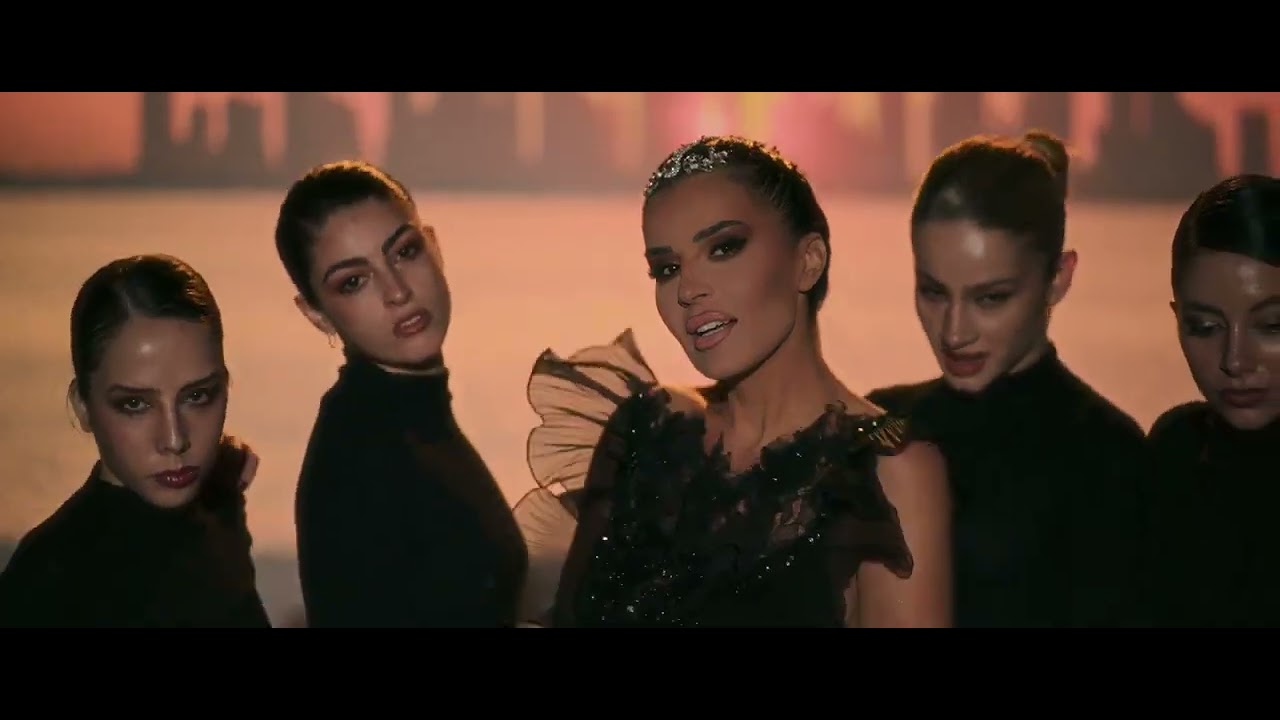 Χριστίνα Κολέτσα – Μαύρα Δάκρυα  Official Music Video 4K   Heaven Music 720p, h264