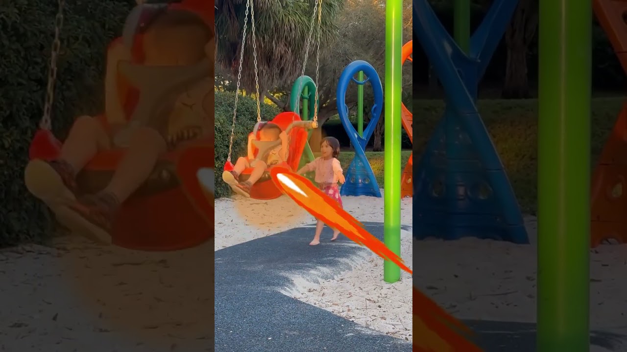 #cortos Angelina y Carlos se balancean en un columpio divertido #shorts