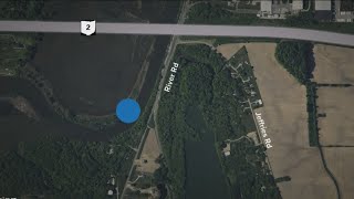 Kayaker finds "badly decomposed" body in Huron River in Erie County