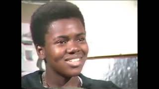 Tracy Chapman - Story Behind “Talkin’ Bout A Revolution” (Written At 16)