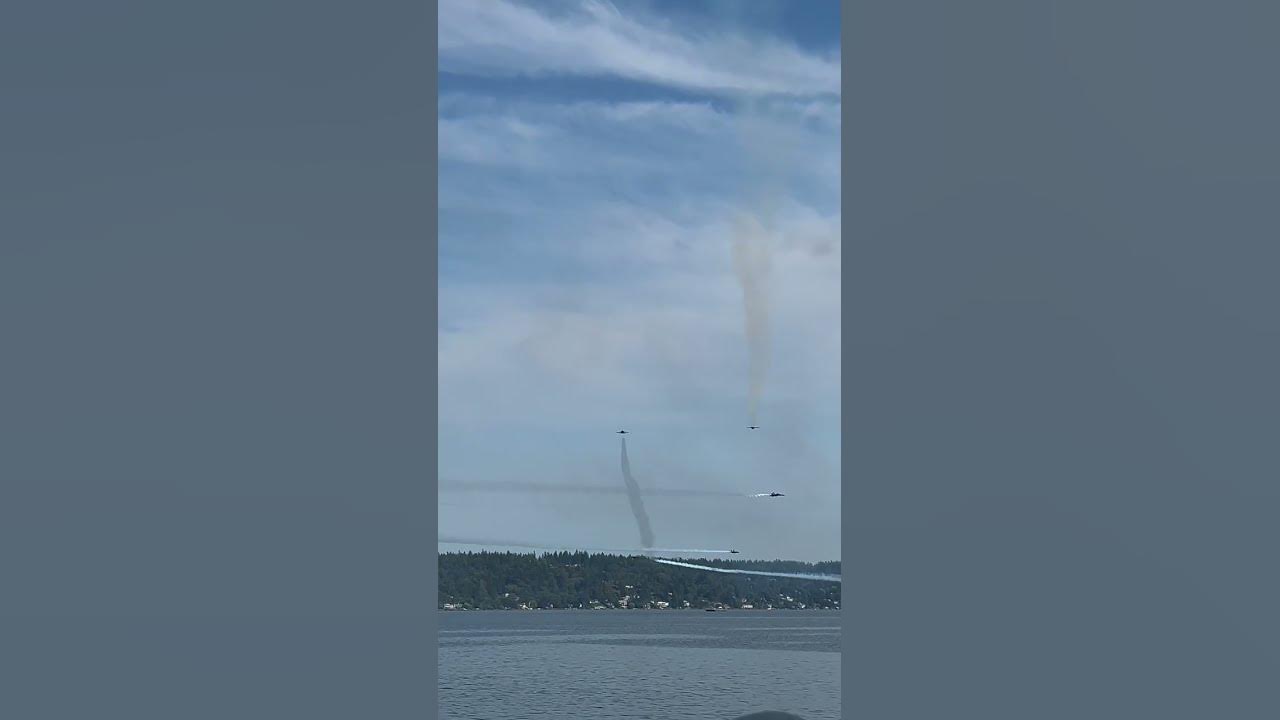 What's better than the sound of a jet? 6  jets🤝 #aviation #pilot #avgeek #aviationlovers #metalstorm