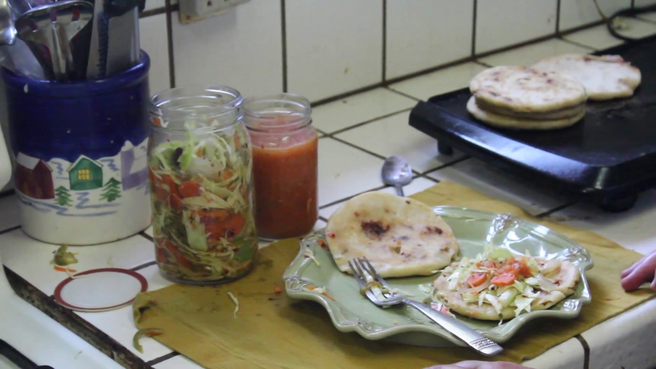 How To Prepare Pork And Cheese Stuffing For Pupusas Youtube