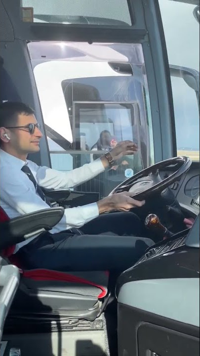 SOPIR BUS TERNYAMAN 🔥