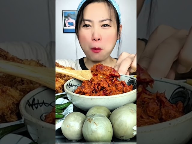 น้ำพริกปลากระป๋องกับกุ้งชุบแป้งทอดกรอบอร่อย