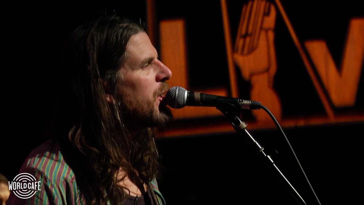 Jonathan Wilson - "Desert Raven" (Recorded Live for World Cafe)