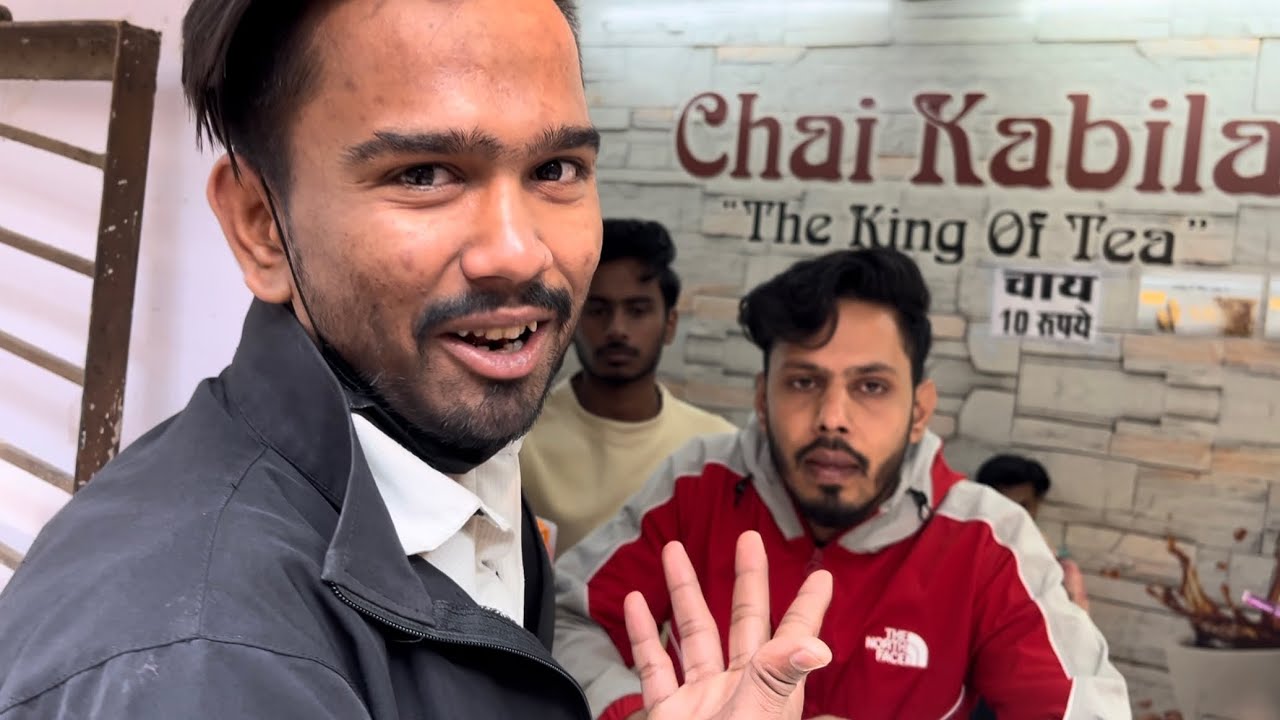 Jab bhi mai kilol aata,Aamir bhai piche pad jata hai