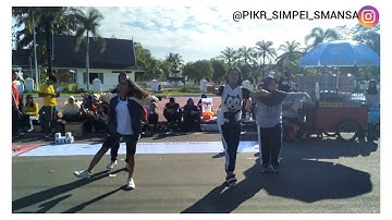 Penampilan Cover Dance oleh PIK-R SIMPEI SMAN-1 PALANGKA RAYA dalam rangka hari HIV/AIDS sedunia.