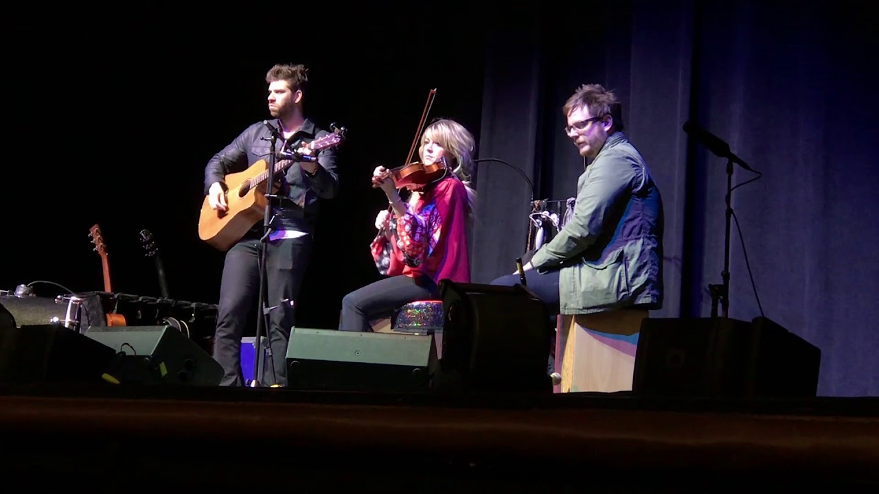 Roundtable Rival Lindsey Stirling -