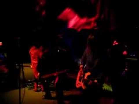 Guarda Ilia - Portrait of a Lying Heart Extended (Live) su YouTube Guarda Ilia - Portrait of a Lying Heart Extended (Live) su YouTube
