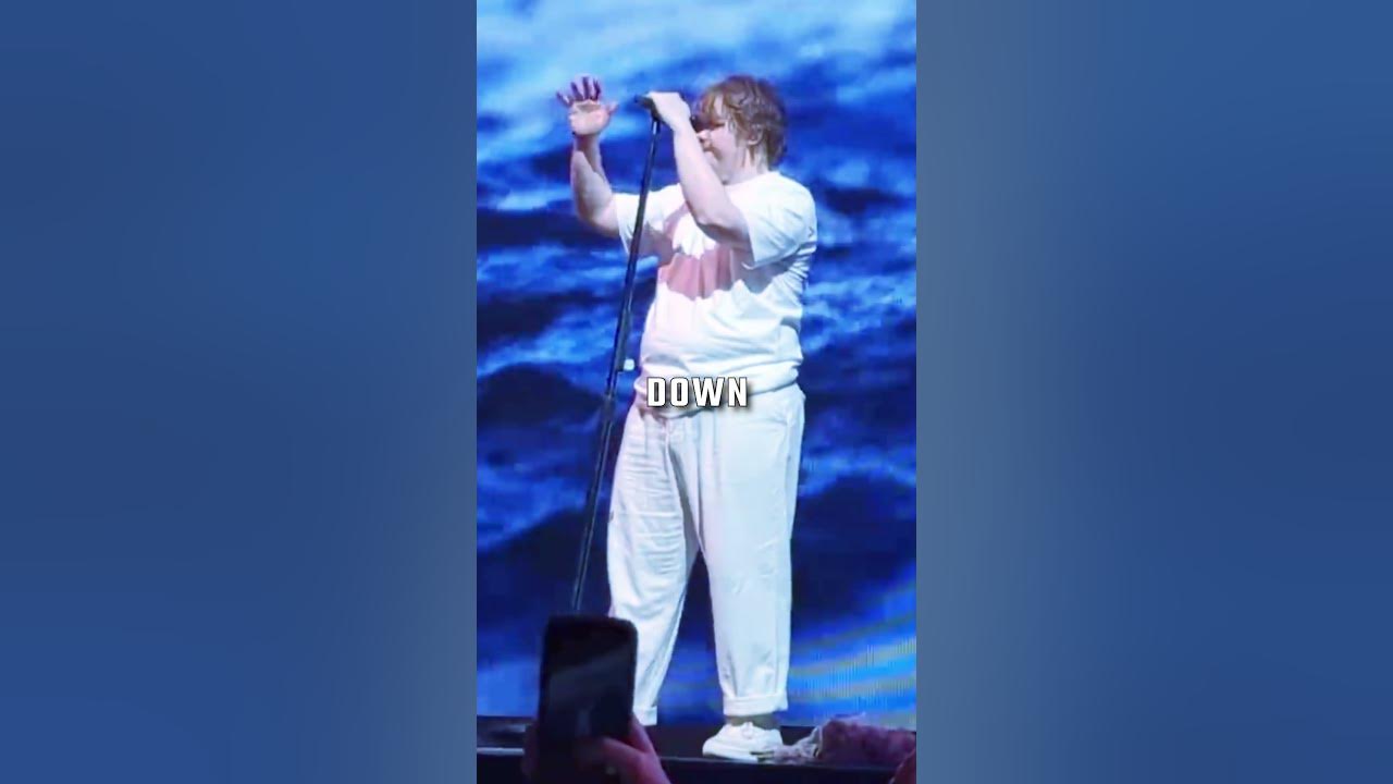 Crowd Finishing 'SOMEONE YOU LOVED' for Lewis 🥹