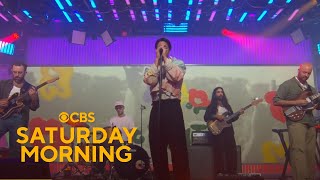 Saturday Sessions: Young the Giant performs "Evergreen"