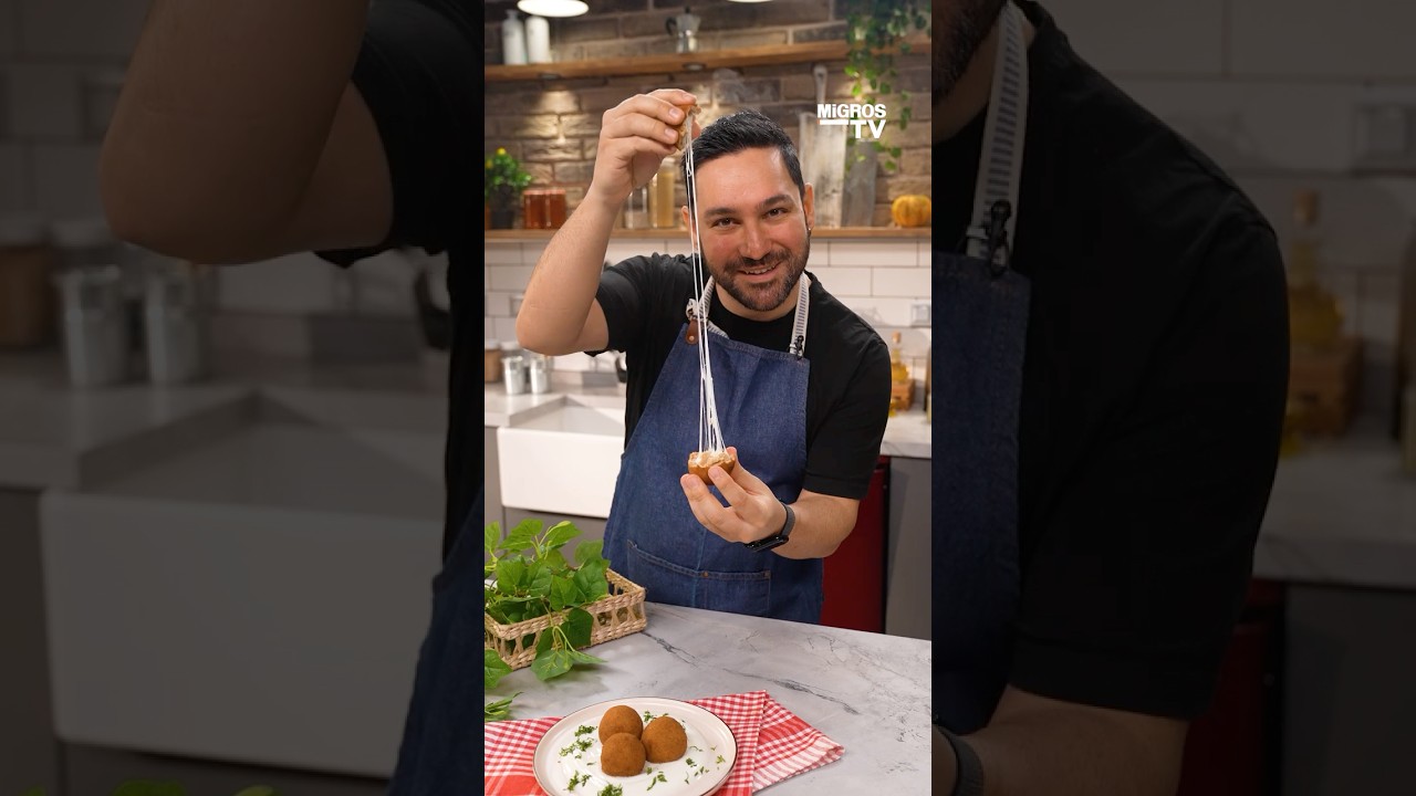 Hem İftara Hem Sahura: Çok Pratik Peynirli Ekmek Topları Tarifi 🌙 Hem İftara Hem Sahura: Çok Pratik Peynirli Ekmek Topları Tarifi 🌙